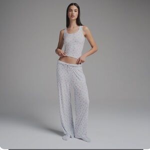 Skims Heart Pajama Set (rare!)